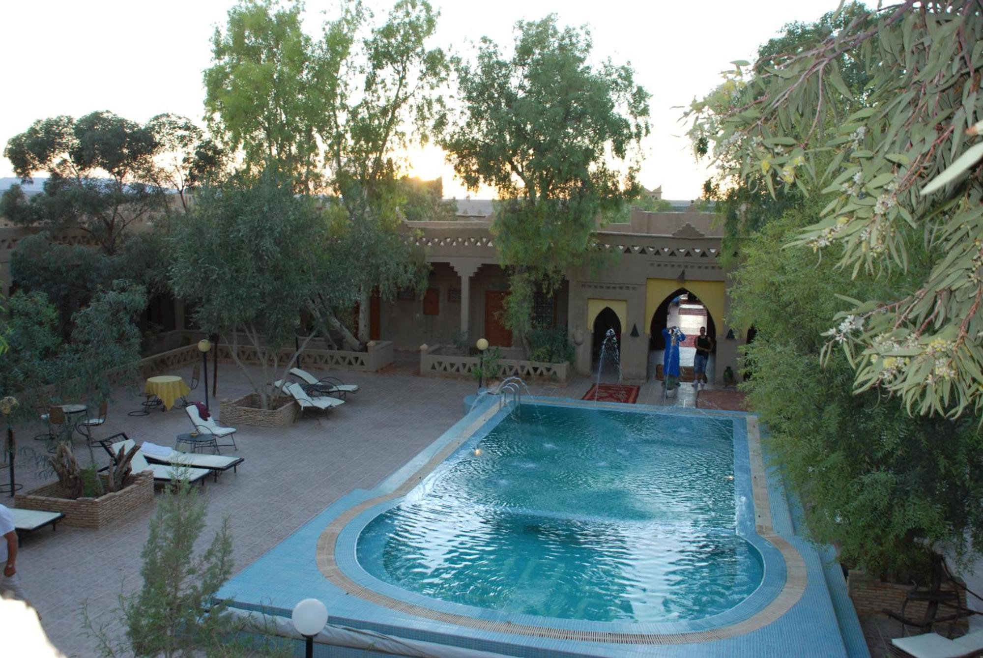 Auberge De Charme Les Dunes D'Or Merzouga Esterno foto
