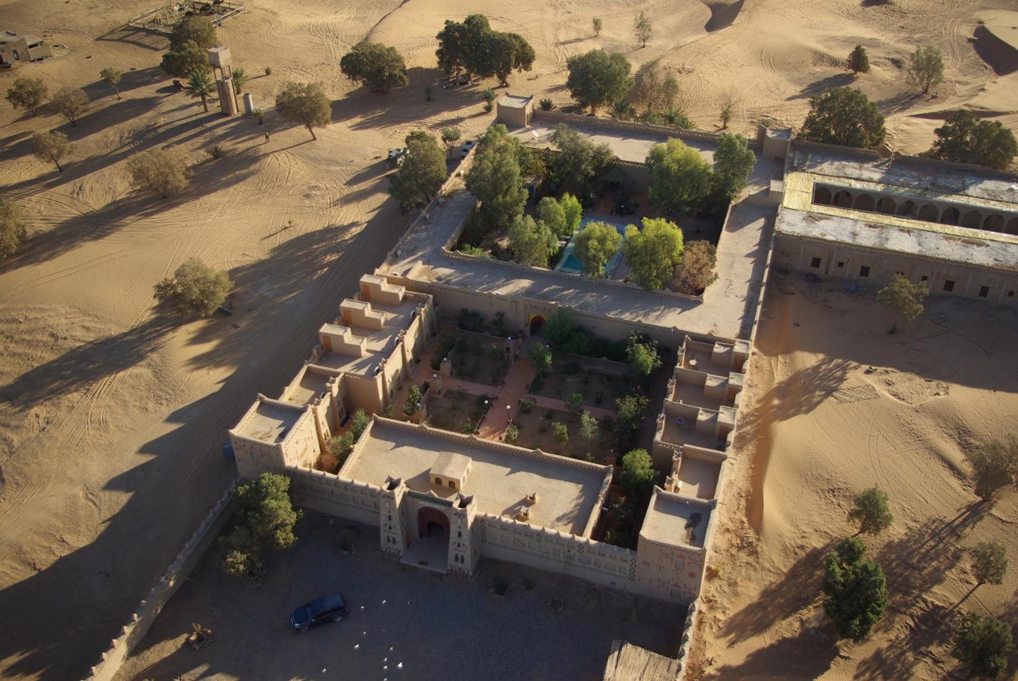 Auberge De Charme Les Dunes D'Or Merzouga Esterno foto