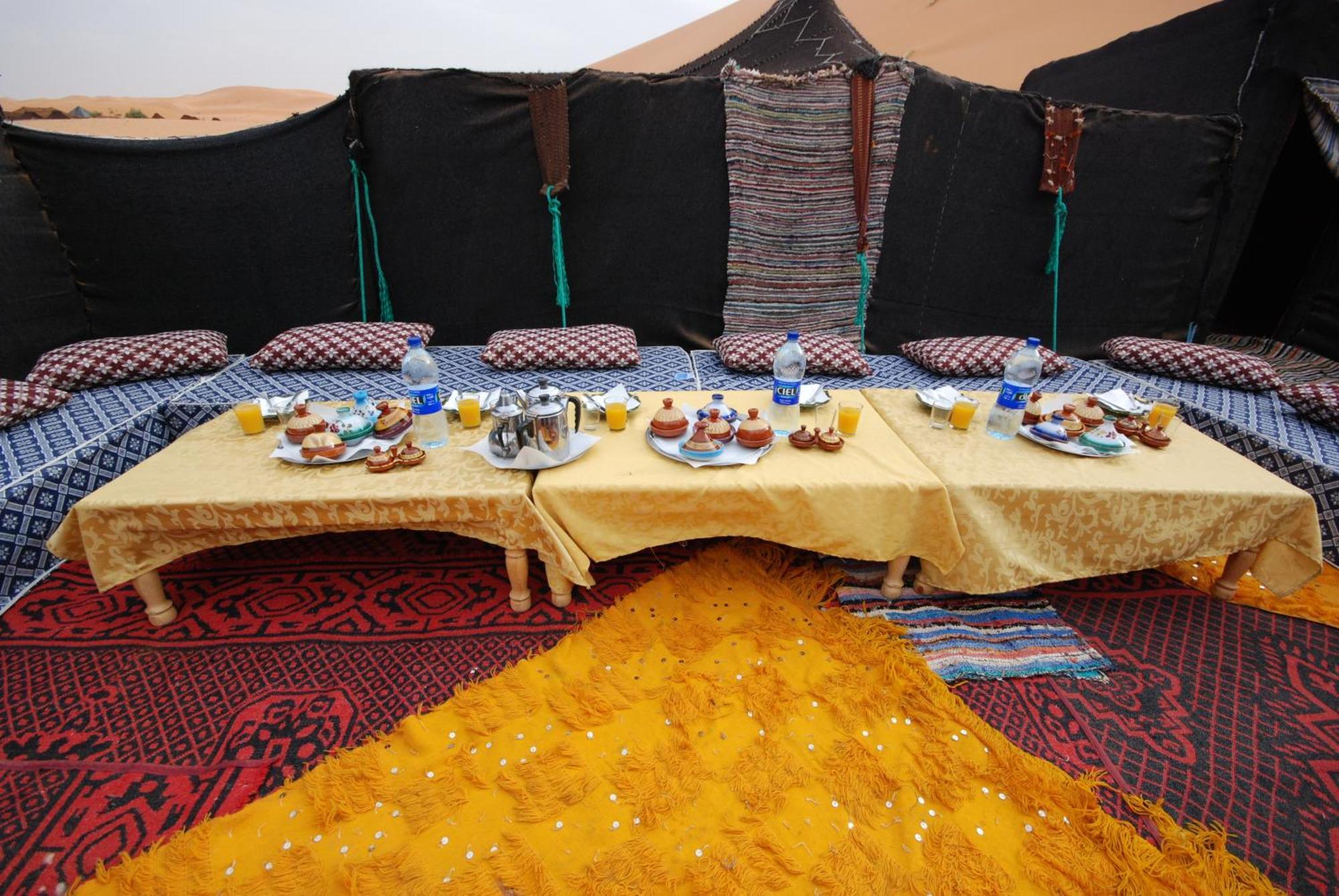 Auberge De Charme Les Dunes D'Or Merzouga Esterno foto