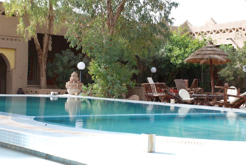 Auberge De Charme Les Dunes D'Or Merzouga Esterno foto